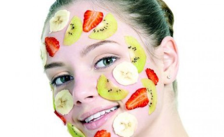 Maschere viso alla frutta fai da te Maschere di bellezza fai da te alla frutta 770x470