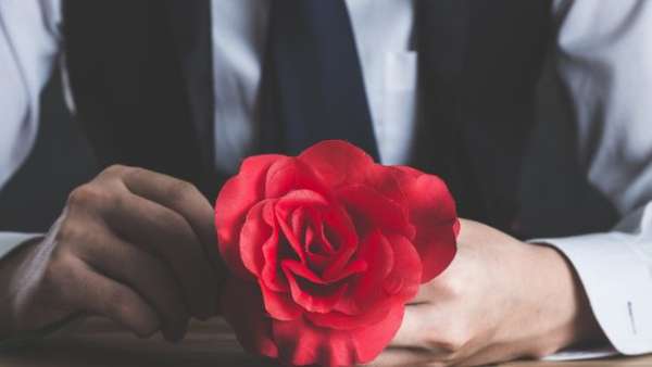 Nelle truffe “rosa” o “romantiche” di romantico non c'è nulla