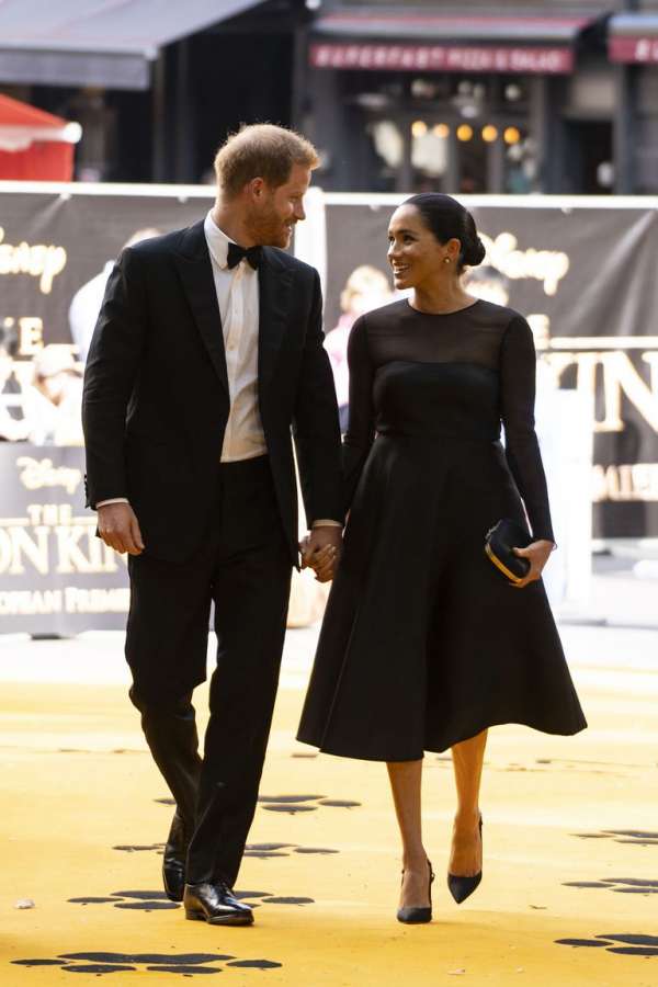 Meghan Markle sul red carpet per il Re Leone ha mostrato il lato più glam dei vestiti da cerimonia della moda estate 2019