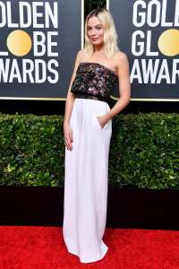 MargotRobbie GoldenGlobes VogueGlobal 5Jan20 GettyImages