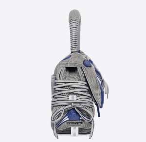 Sneakerhead Bag, la nuova borsa presentata da Balenciaga
