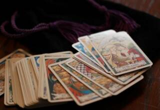 Tarocchi: il potere nascosto delle carte tra storia, arte e divinazione